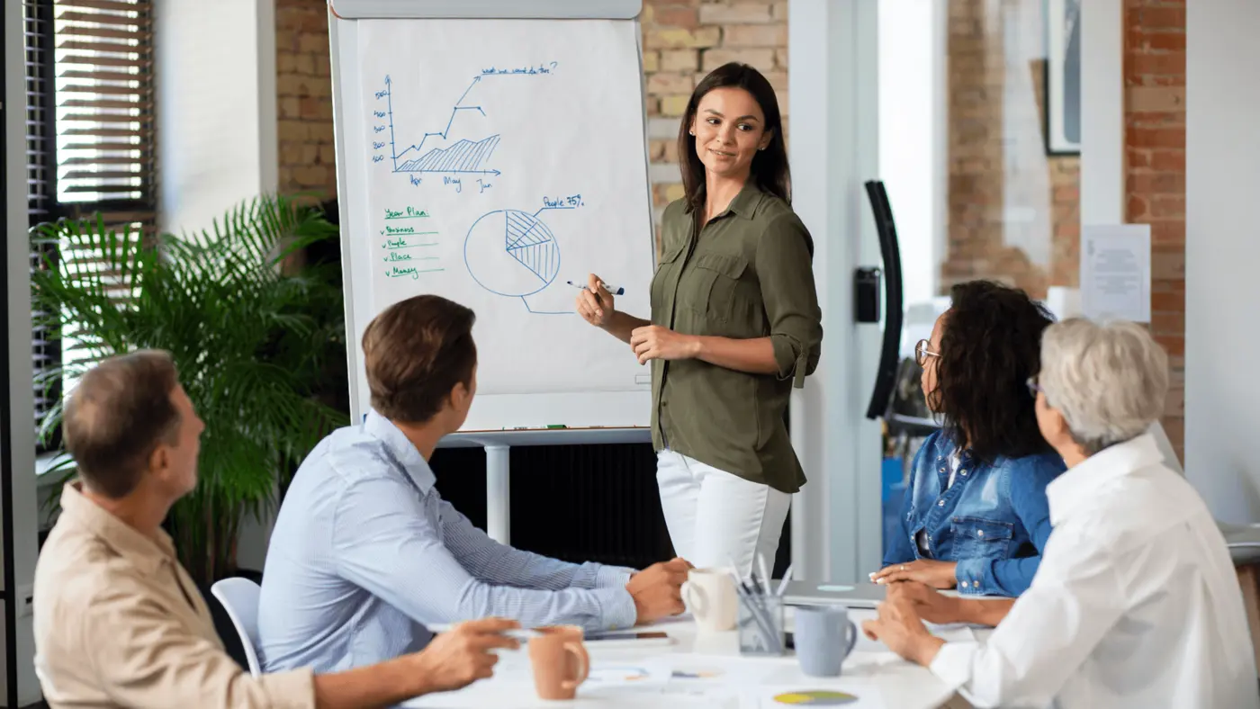 Operational project management showing coordination and planning process