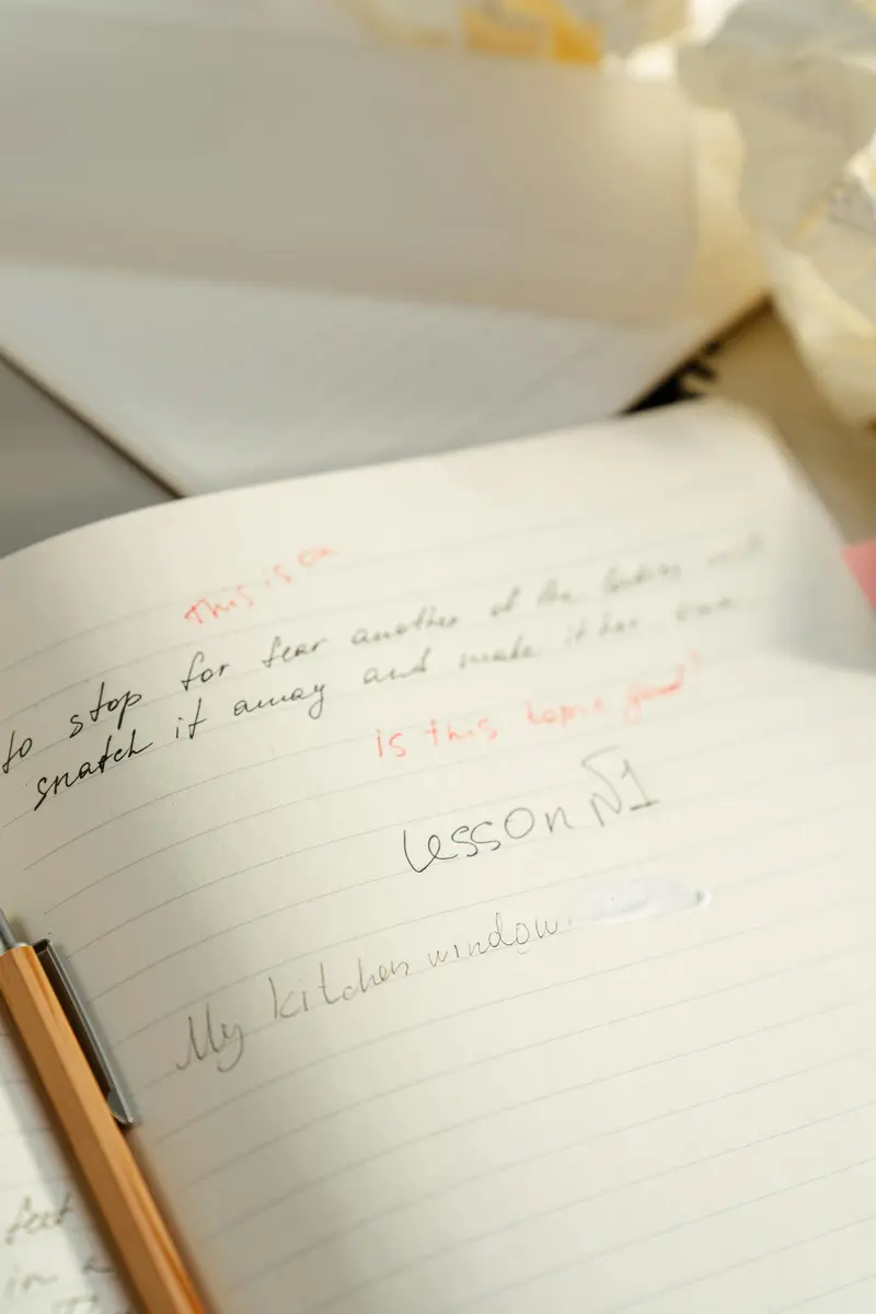 Lessons Learned: A Complete Framework to Turn Project Experience into Continuous Improvement