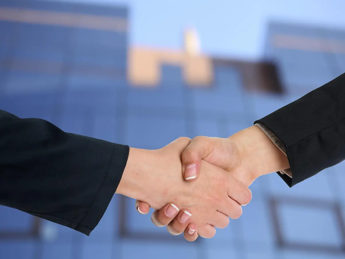 Master Services Agreement (MSA): definition, key clauses, MSA vs SOW, and drafting strategies in 2026